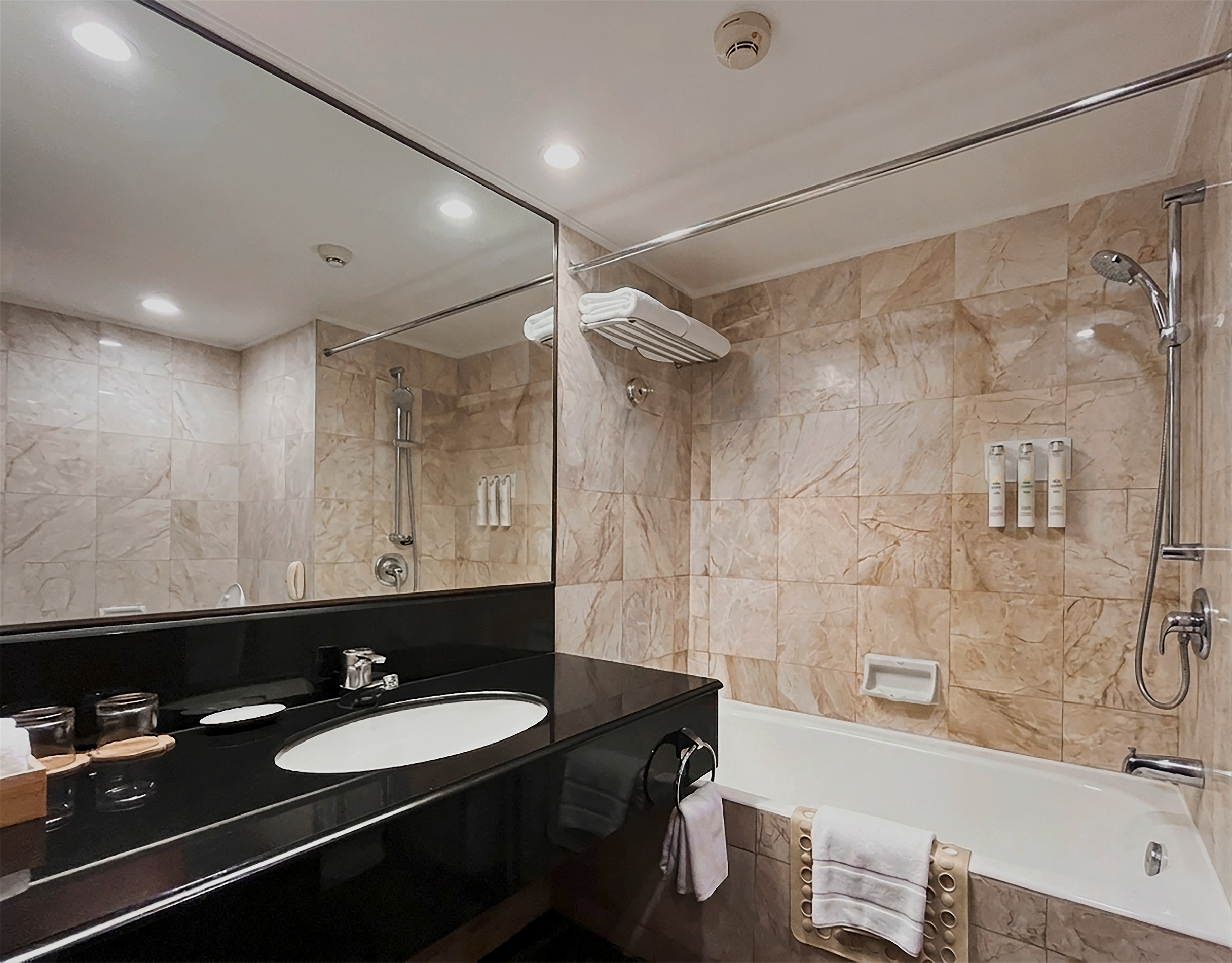 Soaking Bathtub